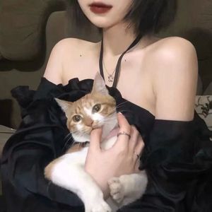 操韩国青年少女
